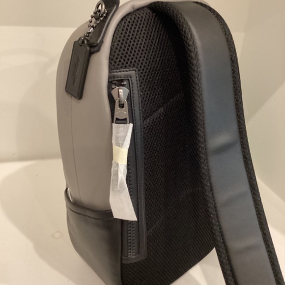NWT UNISEX COACH BLACK/ GRAY LEATHER ONE SHOULDER BACKPACK MEDIUM SIZE - Picture 9 of 16